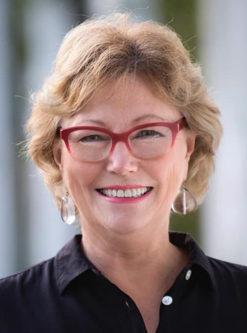 Michelle Gibbons, Property Management at Max Property